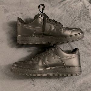 Nike Air Force Ones- Black